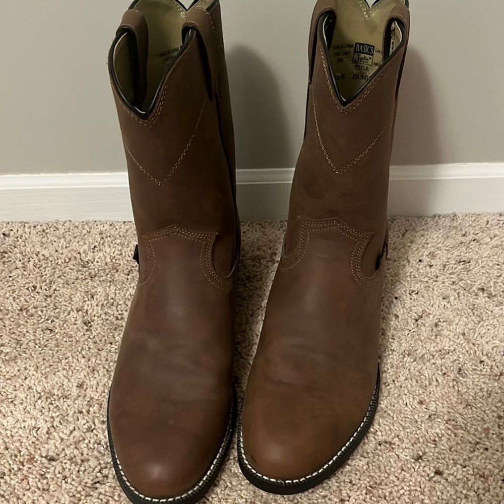 Justin cowboy boots